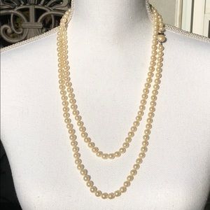 Vintage Japan flapper style faux pearl necklace